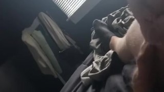 Watch me get hard 
