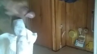 Handjob,cumshot
