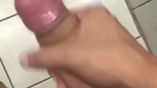 Studentessa italiana me fa un pompino da paura