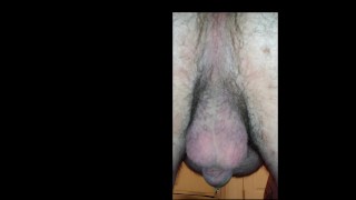 My hairy ass+monster dildo+full bladder=uncontrollable pissing!