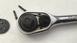 SLIPPERY HOT AND LUBED UP Stanley 89-819 1/2" Ratchet Disassembly Review