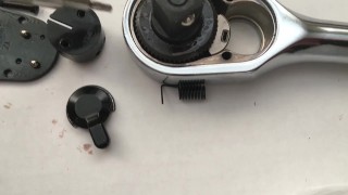 SLIPPERY HOT AND LUBED UP Stanley 89-819 1/2" Ratchet Disassembly Review