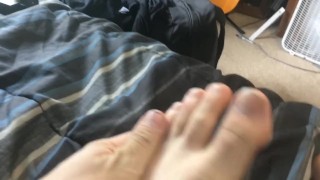 [non verbal] MALE FOOT WORSHIP POV