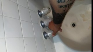 Juicy dick jacked off with conditioner in the shower