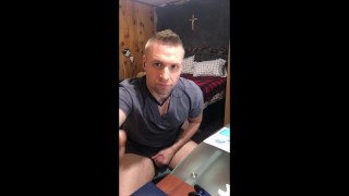 Guy Has Extreme Orgasmic Huge Cumshot