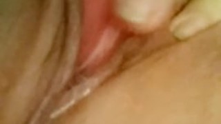 Pretty pussy play