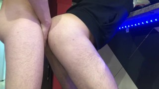 Sex un the bar | Bareback fuck and blowjob