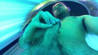 Rubbing one out in a tanning bed