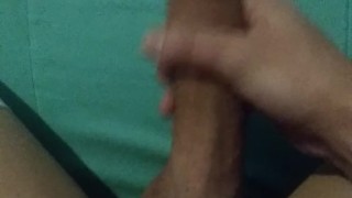 ts jerking off till cums on bed.. lots of cum!