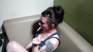 Smoking Jewels Cork 100 Closeup Glamour