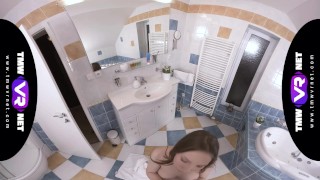 TmwVRnet.com - Linda Weasley - Brushing teeth with sperm
