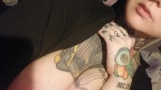 Olivia ink- tattooed milf tease split tongue tricks