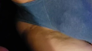 Foot job so good she's getting off
