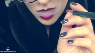 Lady Nera: The Queen Bee