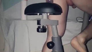 Teen big Bubble butt ass booty riding a dildo and workout