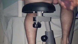 Teen big Bubble butt ass booty riding a dildo and workout