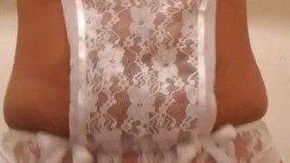 Ass shaking
