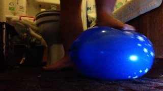 balloon stomp clip