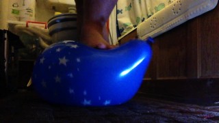 balloon stomp clip
