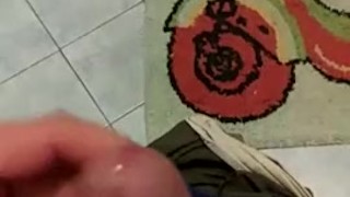 solo male handjob on my big cock with final cum