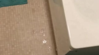 Slo mo cumshot