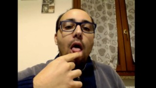 BlowJob Simulator: Playing with my tongue and sucking my fingers...