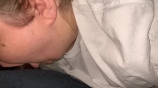 Bbw girlfriend sucking bbc