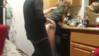 Fast quickie in the kitchen before the roommates gets home