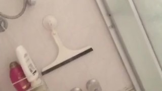 MIAMI VILLA SHOWER WANK