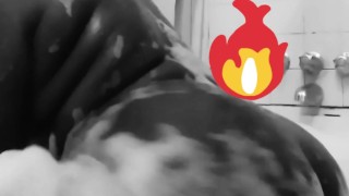 Juicy Bbw with natural ass