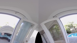 HOT BLONDE MILF SERENE SIREN FUCKS YOU IN NAUGHTY AMERICA VR