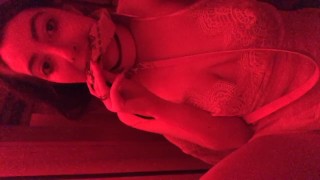 Mystee Mayes is a kinky girl