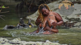 SEXUAL SAVAGE WALKS THE BEACH