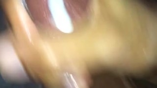 HUGE CUMSHOT FROM HANDJOB