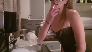It's time for mommy to clean the house , Mylie doing dishes (smoke fetish)