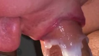 I know u wanna swallow that cum