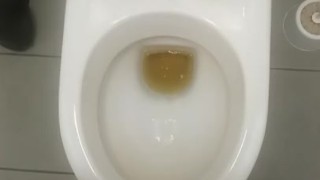 Quick pissing of sissy twink for All of you. I know you love IT :)