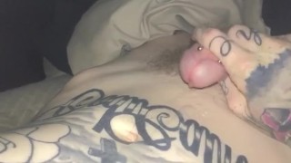 Kentucky teen Codicaine jacks off his huge tattooed dick Cumshot!