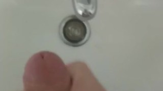 Young Polish Boy Quick handjob in Job Real Quickie Sissy masturbation