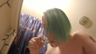 Amateur Kitty Queen gets white stuff in her mouth