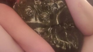 Watch my pussy eat a popsicle. Popsicle dildo