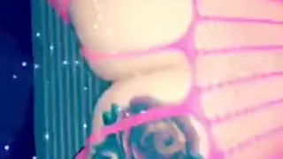 White girl twerking