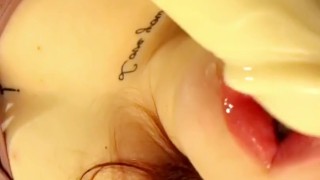 Riversbooty Sucking big dildo and squirting hard!l