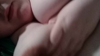 BBW milf plays with tits