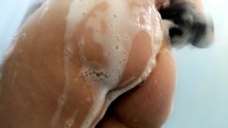 Shower with me! - Rivesbooty