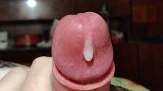 Close up & huge cumshot while sister at home