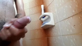 Corrida en la ducha