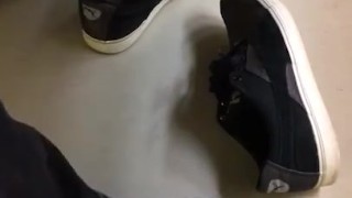 Shoeplay Video 009: Puma Shoeplay At Work 1