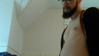 Quicky handjob to cumshot