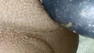 Amateur ebony squirting in bed